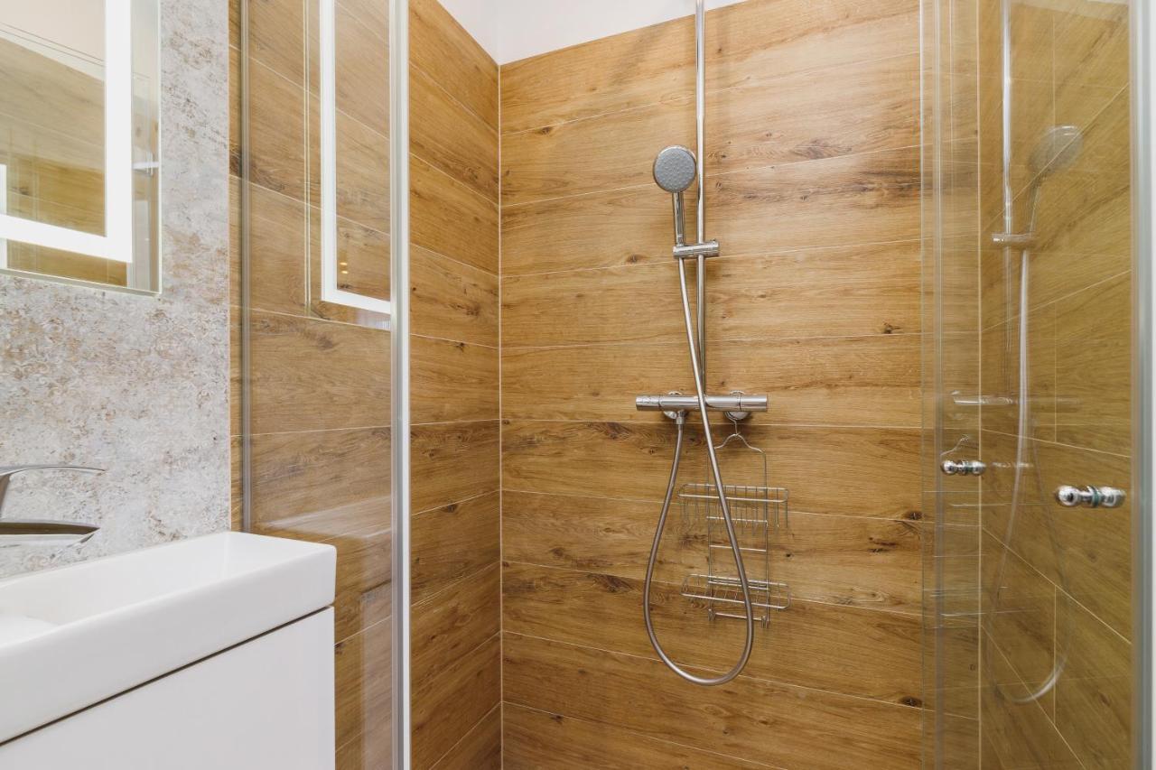 Studio Apartment Daszynskiego Cracow By Noclegi Renters Cracovia Exterior foto